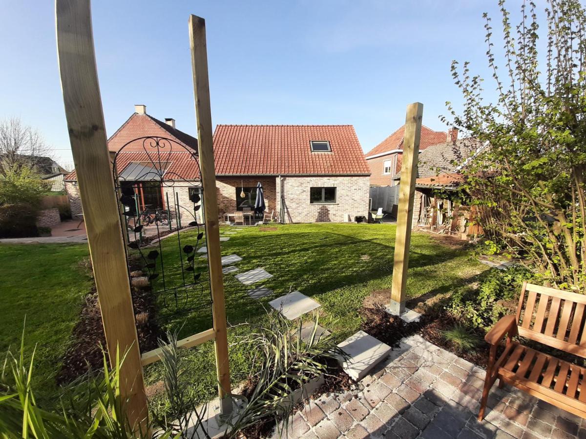 Groot Genoegen - 50 North Bed & Breakfast Herne Екстериор снимка